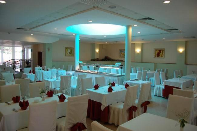 Hotel Seasons Tryavna Esterno foto